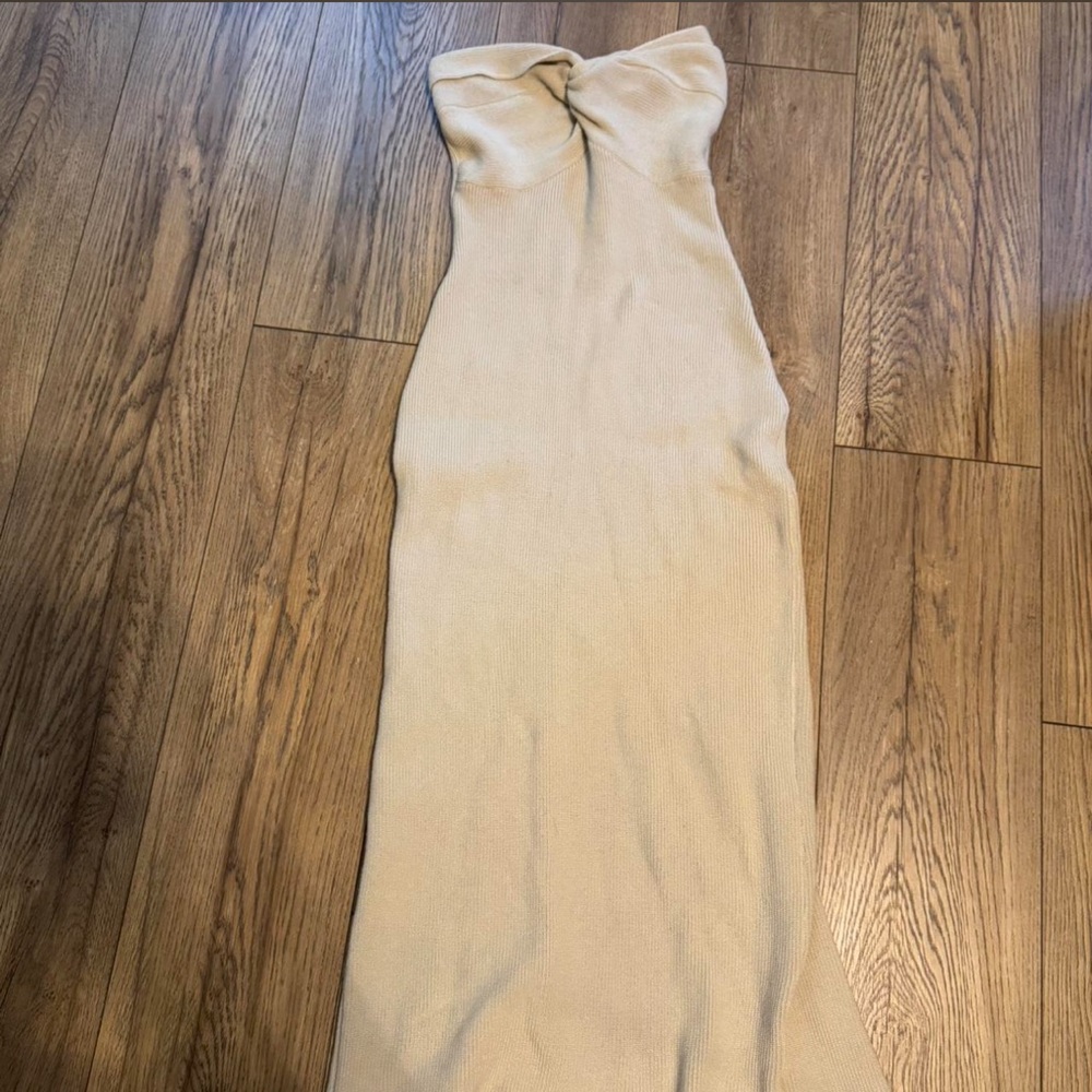 Elegant Cream Women's Dress